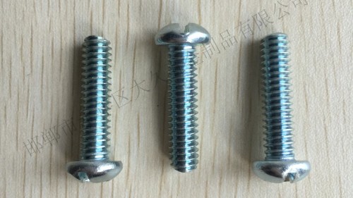 為什么德國(guó)工人擰六角螺栓擰三圈回半圈？