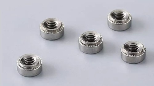 壓鉚螺母、拉鉚螺母、漲鉚螺母，傻傻分不清？